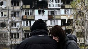 Police arrest burglary suspect who had climbed tree in Belfast Police arrest burglary suspect who had climbed tree in Belfast