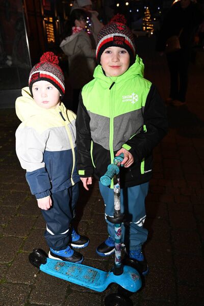 Nathaniel and Alex Buckley 