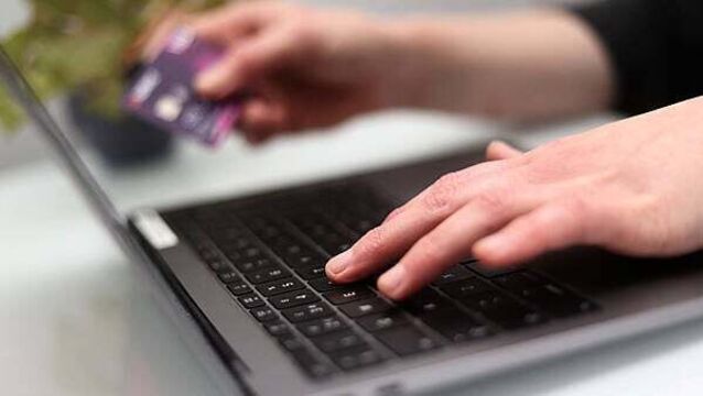 Scam social media ads impersonating retailers increase over Christmas period, bank warns