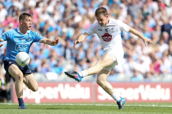 Ling up a shot during the 2017 Leinster final Photo: ©INPHO/Oisin Keniry