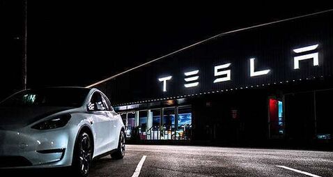 Tesla to open new Dublin showroom as Model 3 price drops to €32,984