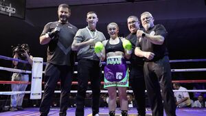 Murphy looking to build on pro-debut success when she takes on Quintana