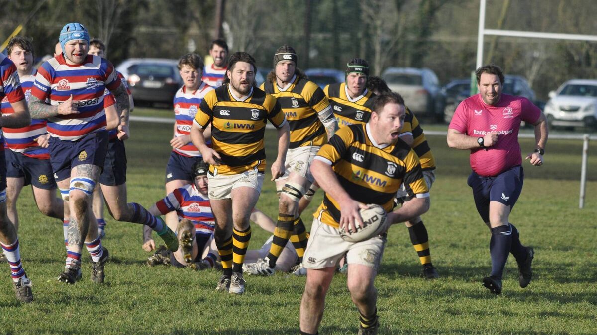 Murphy grabs last-gasp winner for Newbridge