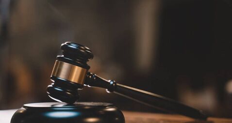 Fifth bench warrant for Kildare man who allegedly hit woman with frying pan 