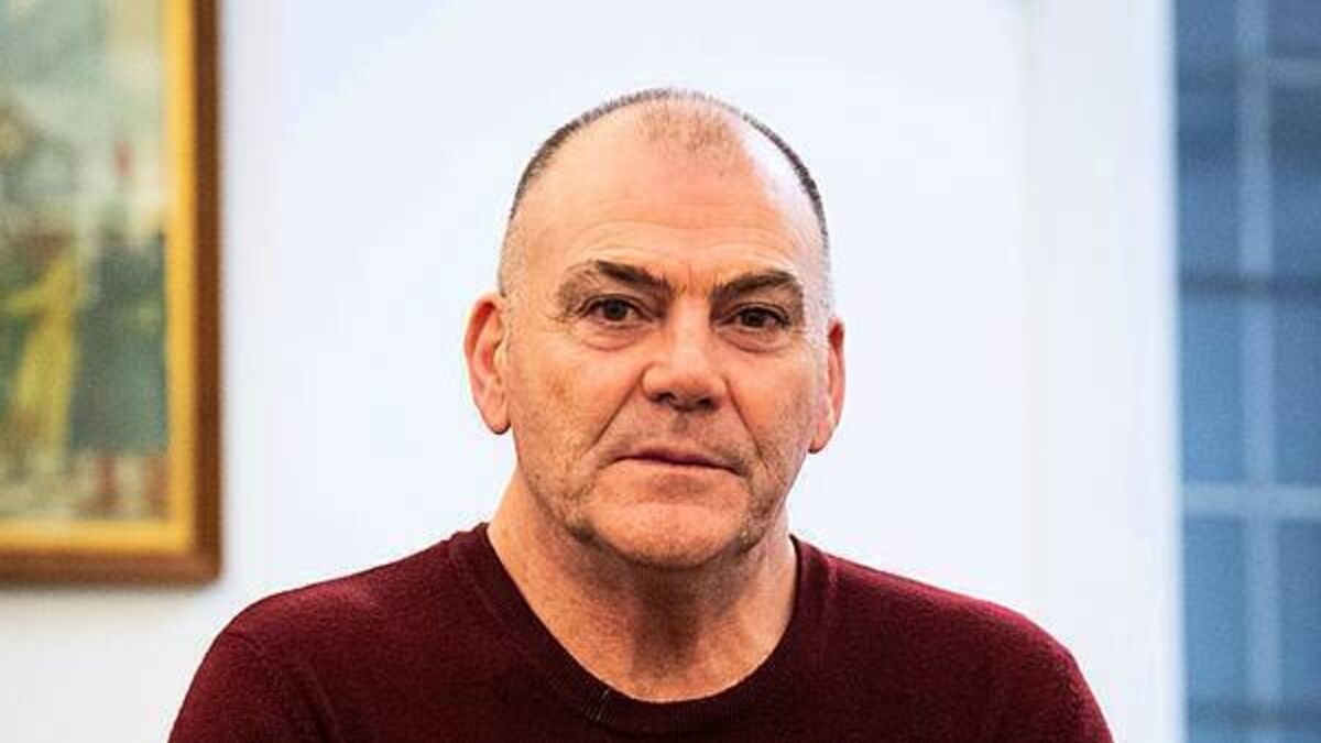 ‘Hero’ bus driver says he did not tell his family in Ireland about tribunal