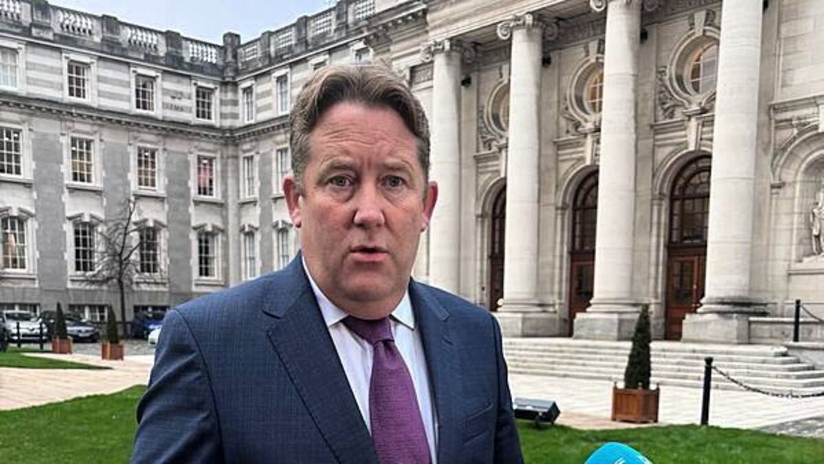 Government to consider legislation to abolish Dublin Airport passenger cap