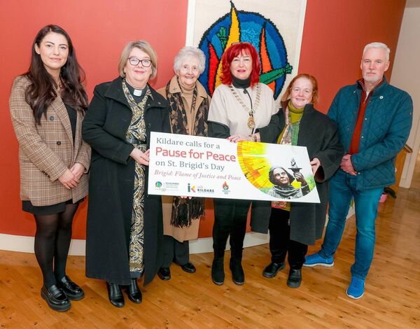 Chloe McGrory (Into Kildare), Rev Isobel Jackson, Sr. Rita Minehan (Solas Bhríde), Cathaoirleach Carmel Kelly, Cllr Suzanne Doyle and Cllr Pat Balfe Chloe McGrory (Into Kildare), Rev Isobel Jackson, Sr. Rita Minehan (Solas Bhríde), Cathaoirleach Carmel Kelly, Cllr Suzanne Doyle and Cllr Pat Balfe