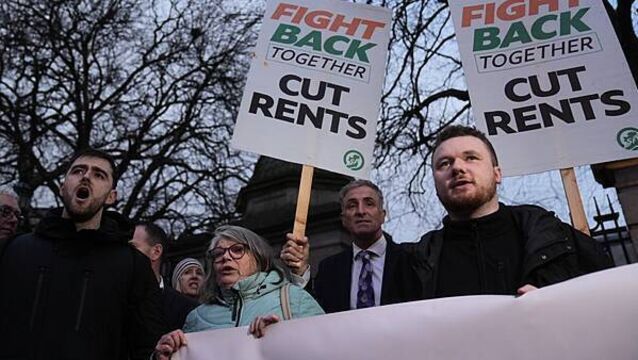 Opposition parties protest against Residential Tenancies Bill as Dáil debates
