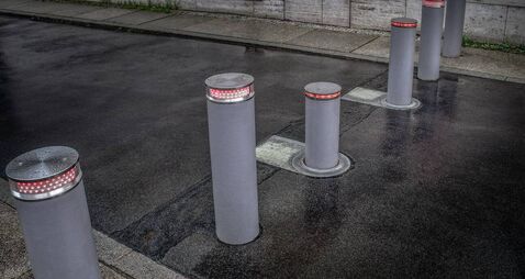 Retractable bollards sought for contentious Kildare road