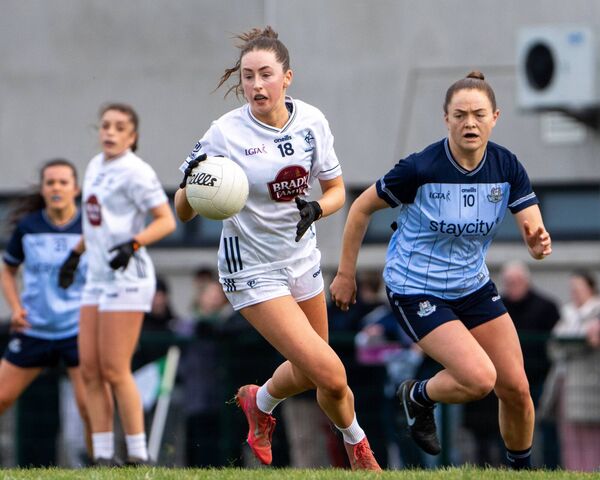 Kildare’s Molly Aspell holds onto possession as she surveys her options. Kildare’s Molly Aspell holds onto possession as she surveys her options.