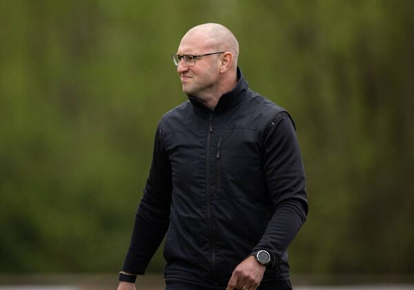 Naas Head Coach Johne Murphy says if his side can beat Queens on Saturday, "then everything should be in our own hands.” Photo: INPHO/Tom Maher