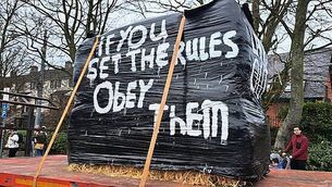 Man (30s) dies in three-vehicle collision in Co Longford