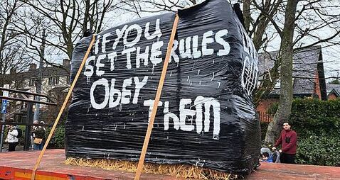 Farmers protest outside Agriculture Minister’s constituency office