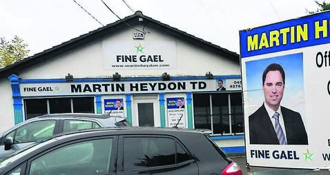 Gardaí investigating damage to Minister's signs during IFA protest in Kildare 