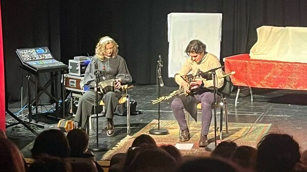 Uilleann piper Colm Broderick and Niamh Dalton on concertina playing at the recent commemoration event Uilleann piper Colm Broderick and Niamh Dalton on concertina playing at the recent commemoration event