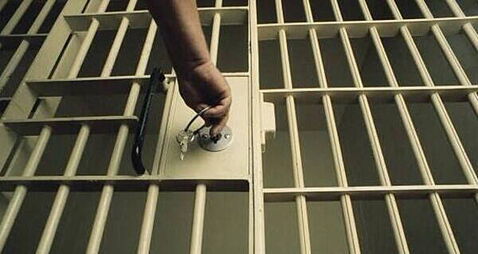 Prison overcrowding leads to record revenues at prison tuck shops