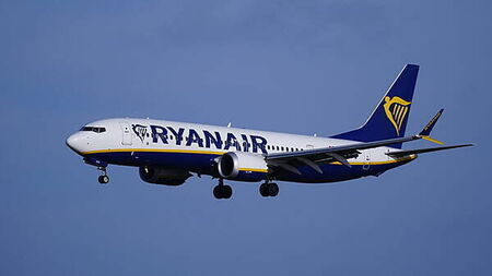 Ryanair to create 450 jobs in €46m Scottish airport expansion