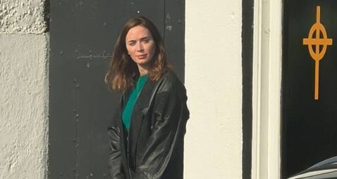 Emily Blunt charms fans in Kildare 