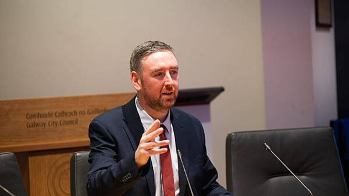 Galway City Mayor Mike Cubbard to contest by-election