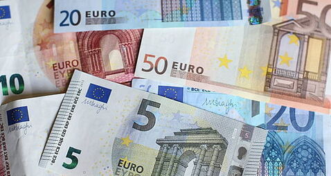 Minimum wage rise in Ireland did not see low-paid workers lose jobs – study