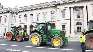 Fuel protests: Dublin Bus says diversions in place with O'Connell Street closed