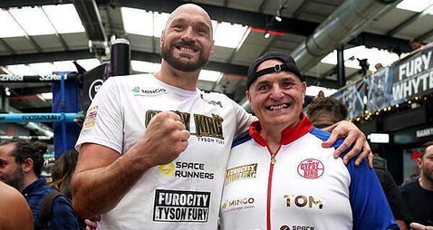 Tyson Fury unsure if dad John will attend Arslanbek Makhmudov comeback fight