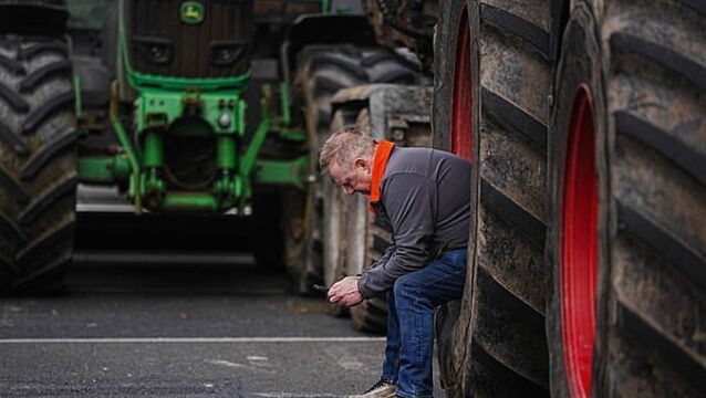 Government faces off with protesters over fuel prices