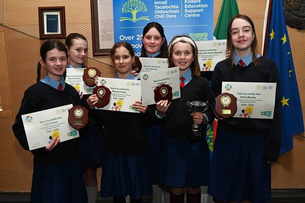 Winners of The Shield Debate Leah Crehan, Maryam Fortas, Olivia Favre, Seána Murphy Meara Murphy and Anna Connolly Presentation School Maynooth 