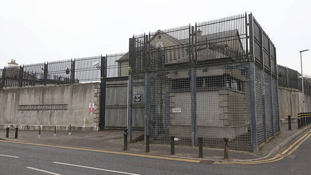 Man treated for burn injuries following incident at Tyrone court