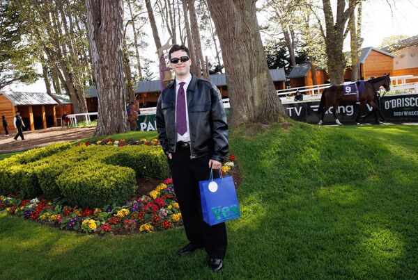 Winner of the Leopardstown Student Race Day Best Dressed award Jackson Nelson Winner of the Leopardstown Student Race Day Best Dressed award Jackson Nelson