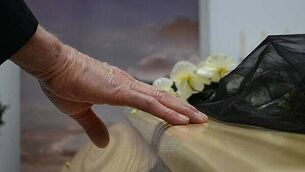 Health minister meets pharmacy union to resolve delay in rollout of free HRT