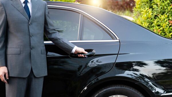 Man on social welfare tells court he pays driver €250 a week to drive him