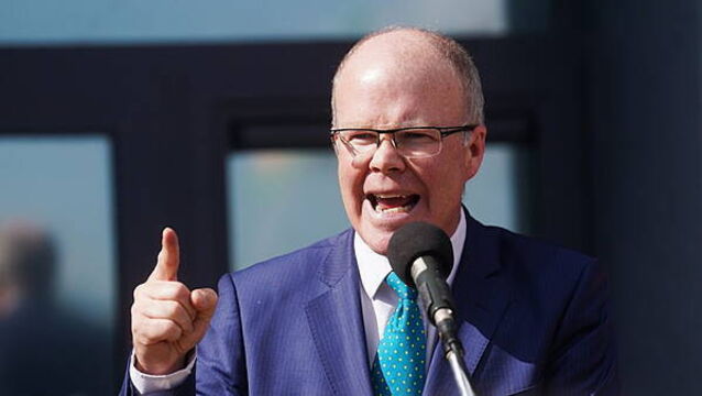 Government cannot use Tusla to avoid responsibility, Peadar Tóibín says