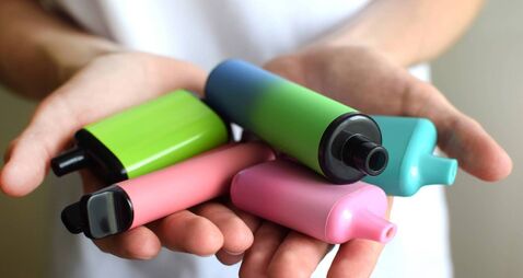 Parent speaks out after Kildare teen hospitalised from vaping
