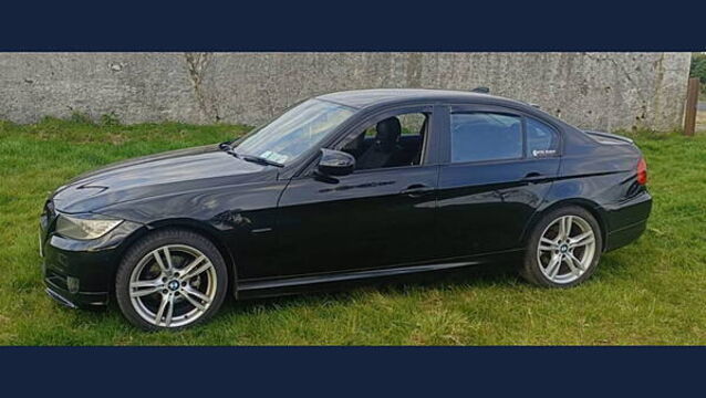 Driver has car seized after doing doughnuts 'right in front' of Kildare garda
