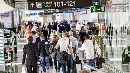 Over 525,000 people to fly through Cork and Dublin airports this bank holiday weekend