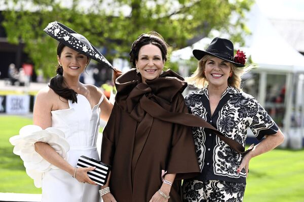 Judges in the Bollinger best Dressed Day Jennifer Wrynne - Hat Designer Jess Colivet And Marietta Doran MC at the opening day of the Punchestown Festival 2026 