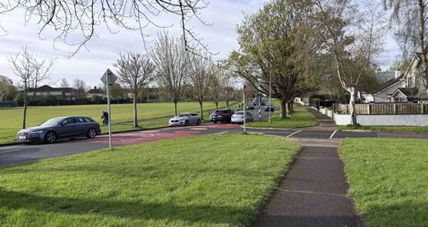 Parents 'abandoning' cars outside homes at Naas school