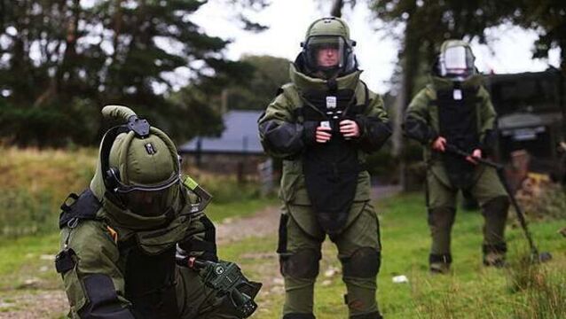 Army bomb squad called as suspicious device found in Donegal
