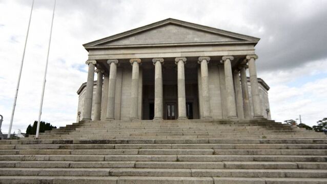 Defendant was unaware insurance policy on BMW had been cancelled 