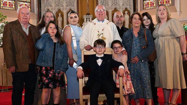 Bobby Mills and family 
