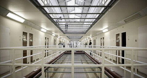 Nurse forced to watch helplessly while inmate died in locked cell as officers couldn't find keys