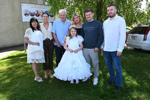Bella Smith and family 