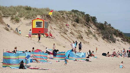 Met Éireann issues high temperature warning for 8 counties