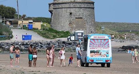 Heatwave to end as Bank Holiday weekend brings cooler, unsettled weather