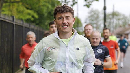 Dementia brothers praise ‘phenomenal’ Irish support completing 33 marathon feat
