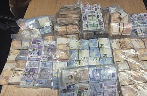 Three man arrested after cocaine and over €440k of cash seized in Co ...