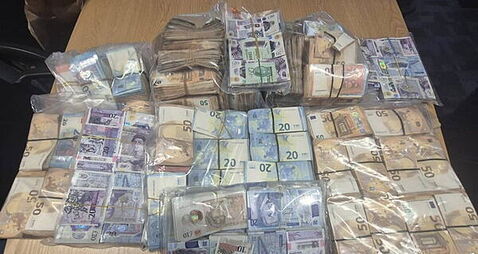 Three man arrested after cocaine and over €440k of cash seized in Co Meath