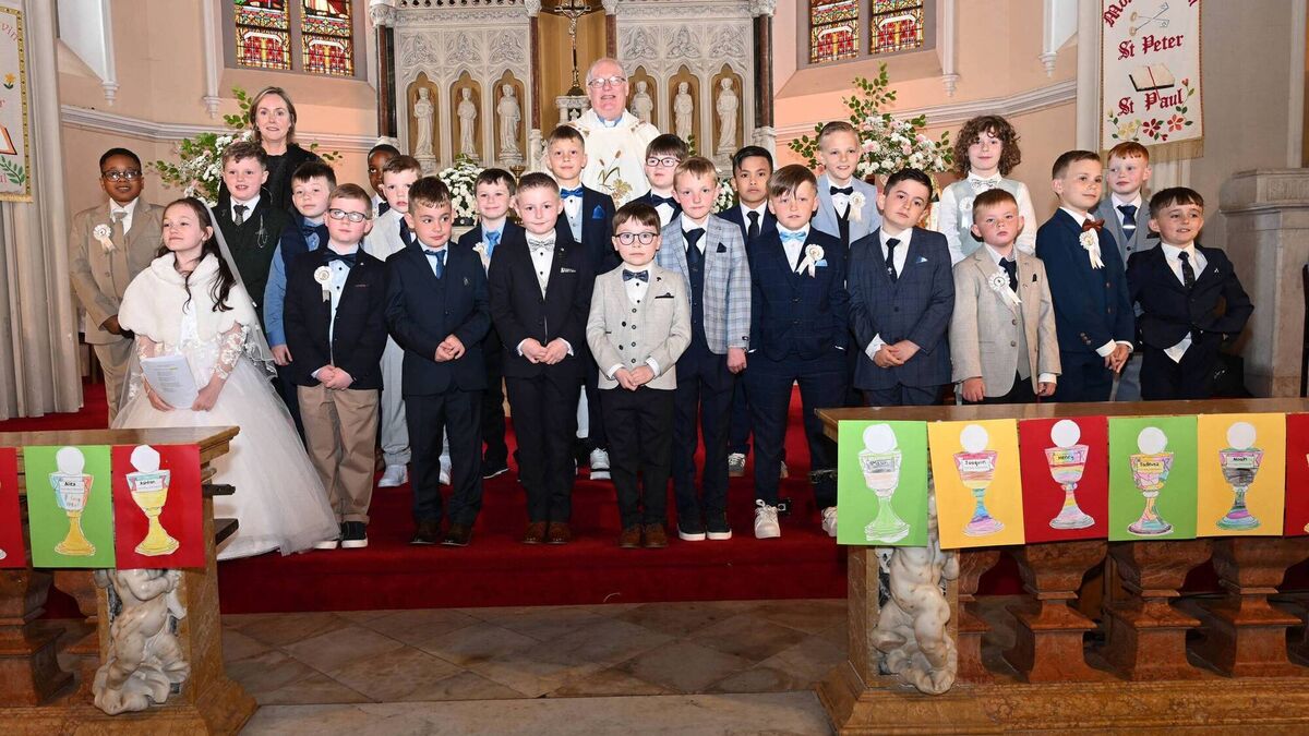 PHOTOS: St Peter’s Boys NS Monasterevin Holy Communion 