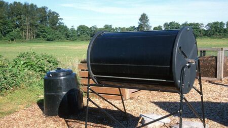 Living Greener: Turn waste into soil in weeks